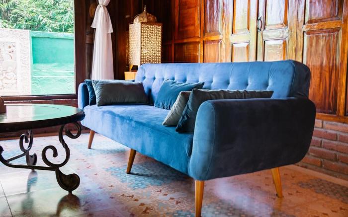 Jungle Wooden House By The River in Ubud