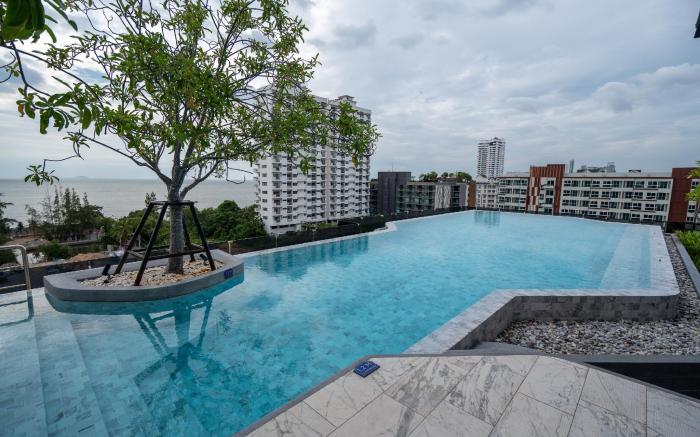 Bluphere Residence by Prop Hopper