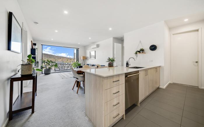 Mountain View City Center Apartment with BBQ