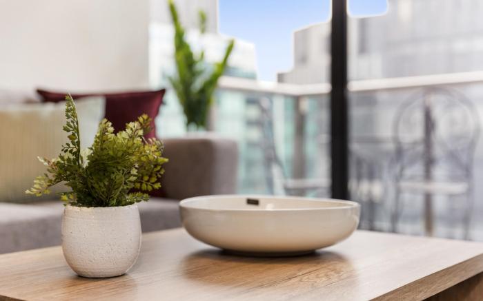 Luxe 2-Bed Apartment with River Views Near Casino