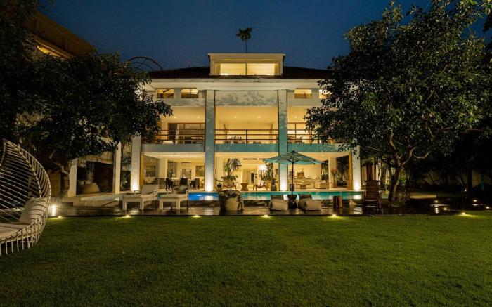 Boutique 10BR Villa w/ River & Walk to Beach