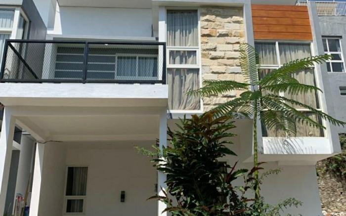 Villa Aisyah Near BNS by Lapila