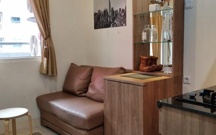 Apt Green Pramuka 2BR Tower B Netflix ByDamaresa