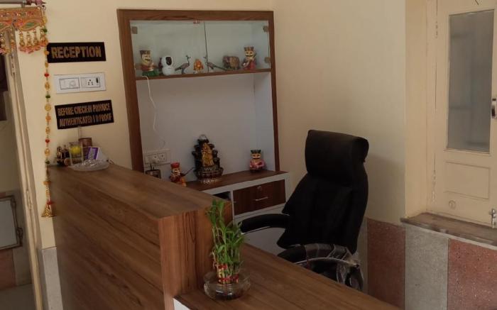 A V Palace Guest House