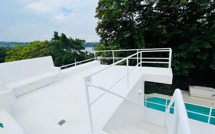  Villa Portofino. Beach house