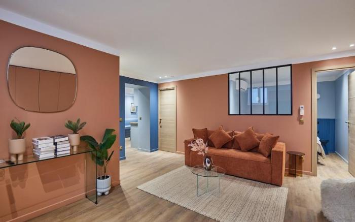 Modern Apartment with AC Center of Paris