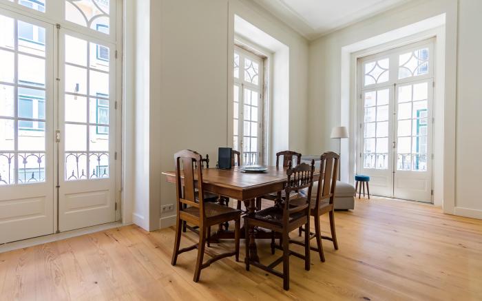 Santa Justa Prime Guest House