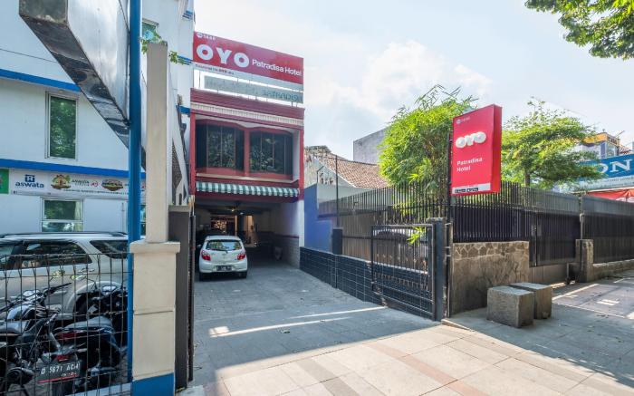 Dancenter Patradisa Hotel