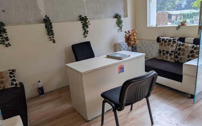 POP 84086K 25 Th Lantern Guest House