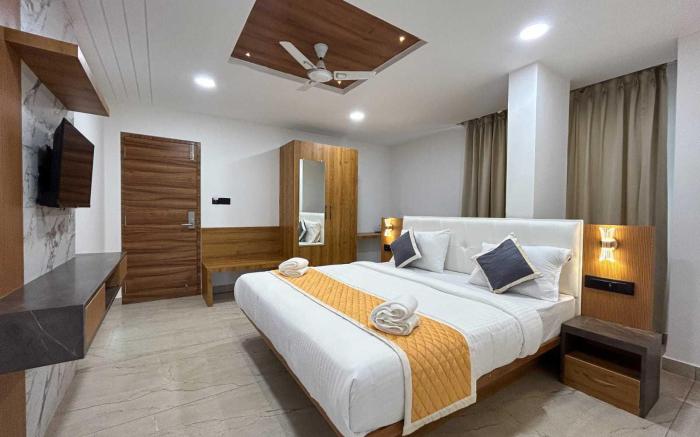 POP 84064F Onyx Hotel