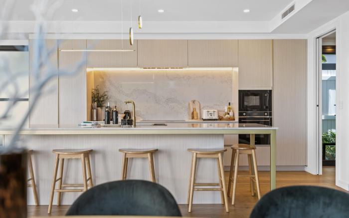 Deluxe 4-Bed Home with Pool & Fire Pit