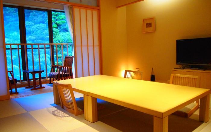 Yuraku Kinosaki Spa and Gardens Ryokan