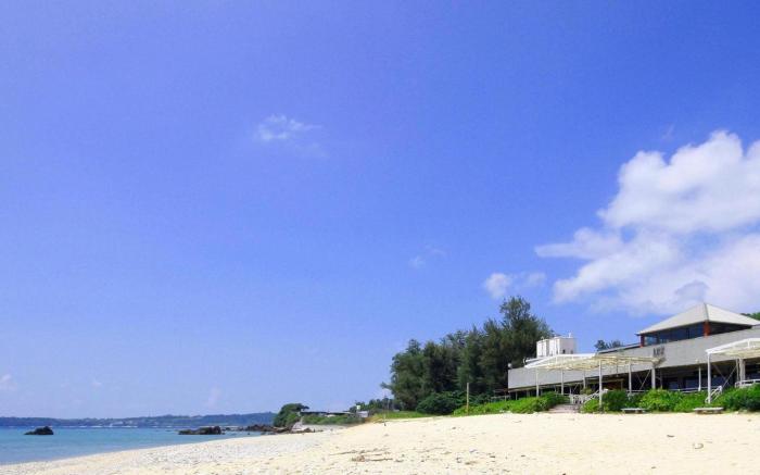 Hotel and Restaurant On The Beach Lue