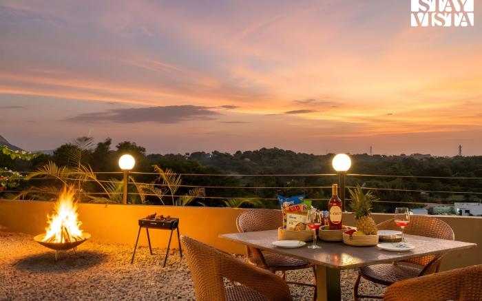 StayVista at RockEDGE - Shoolagiri