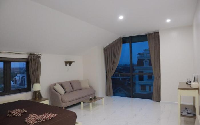 Double room with city view/Netflix/Soft sofa