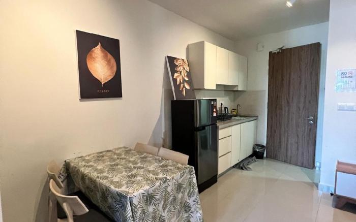 Studio Sky Pool@Edge Central Pattaya A8