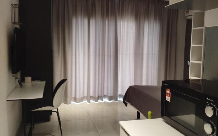 Cozy Queen Studio with Balcony by ComfyAsia