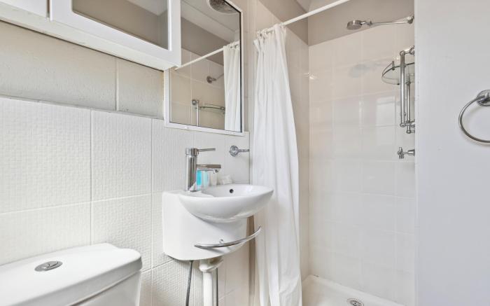 Comfy Studio near Gabba with Secure Parking