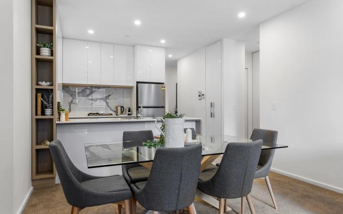 Remarkable 3-Bed with City Views & Swimming Pool