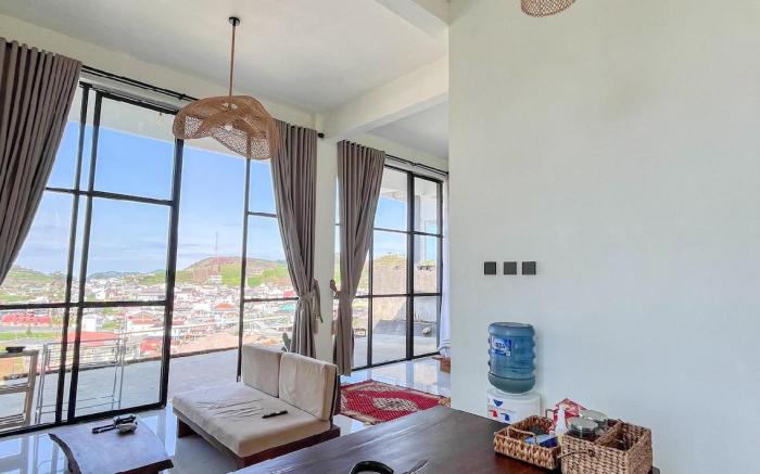 bening tiny house best view