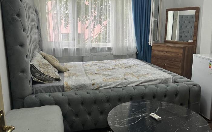 Cozy Room in Heart of Istanbul