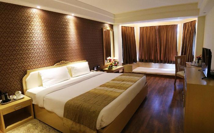 Dee Marks Hotel and Resorts