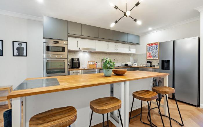 3-Bed Apartment in Holiday Style Resort with Pool