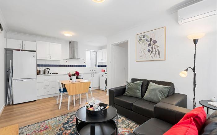 Comfortable 1-Bed Retreat Near Canberra City