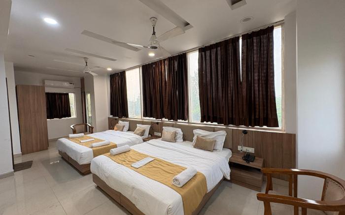 Silver Bell Lawn and Stay