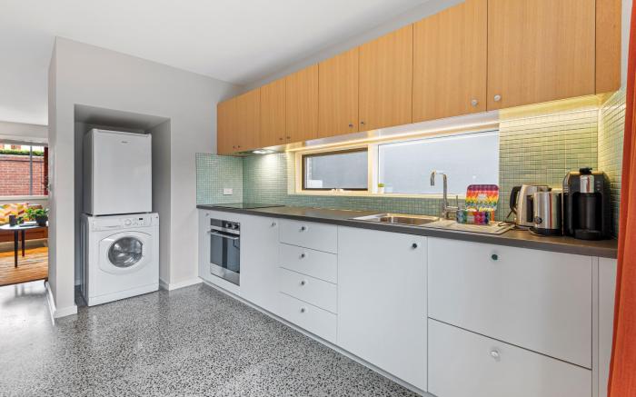 Convenient Bayside Living at the Edge of the City