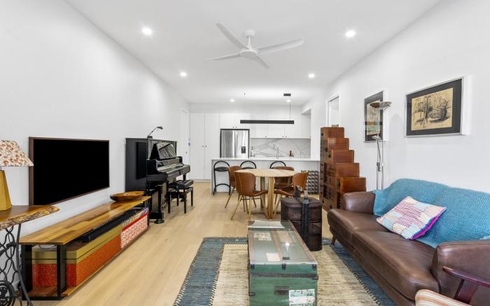 Spacious 3-Bed Clayfield House with Patio and BBQ