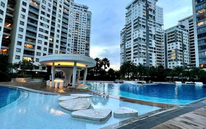 Bluesky Diamond Island Luxury Vacation