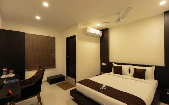 Hotel Aarnn Near chennai airport