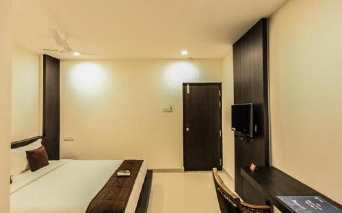 Hotel Aarnn Near chennai airport
