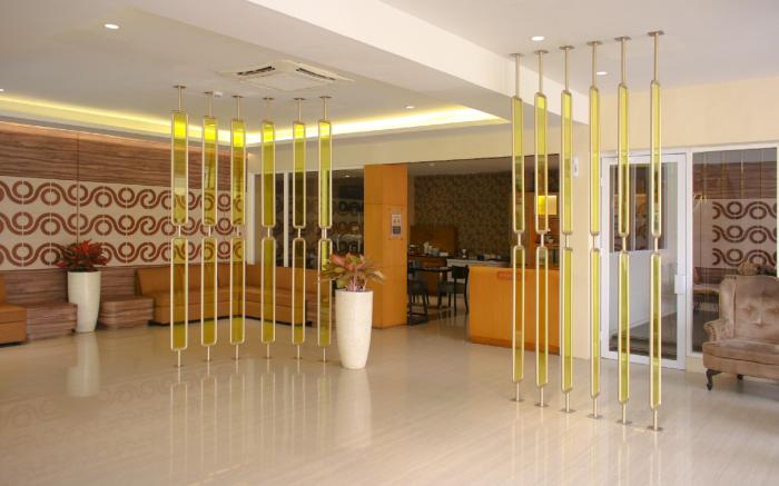 Lunara Home Living by Daphna Management