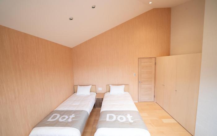 Dot Hostel & Bar