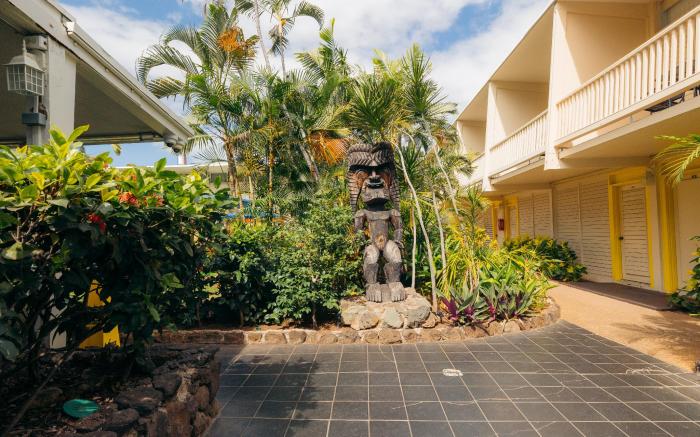 Waikiki Heritage Hotel