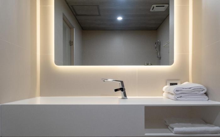 Vacay Stay 休日行旅