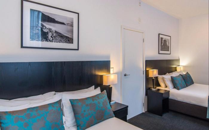 Gilmer Apartment Hotel