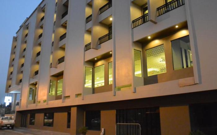 Leevana Hotel