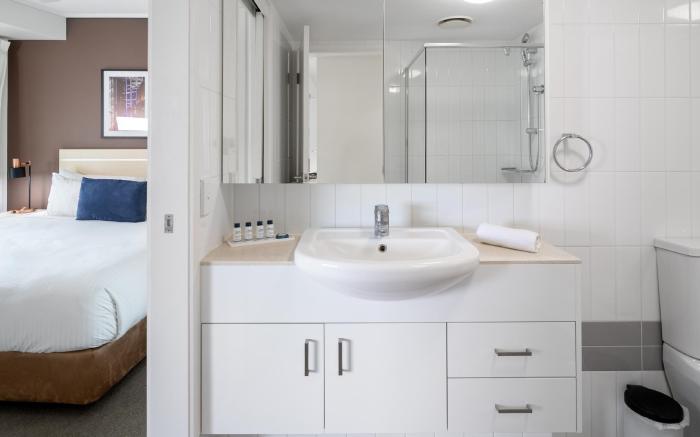 Oaks Brisbane on Felix Suites