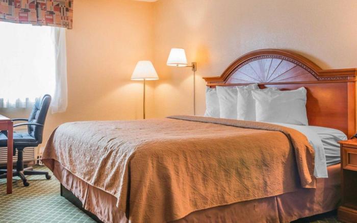 Quality Inn & Suites Detroit Metro Airport