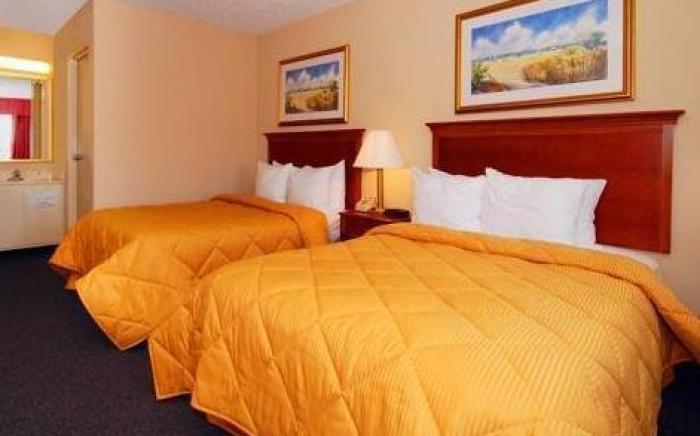 Quality Inn Huron
