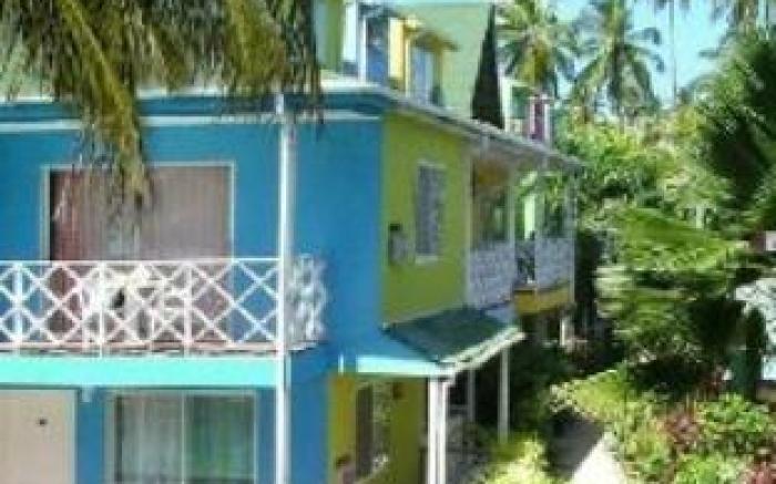 Hotel Cocoplum Beach