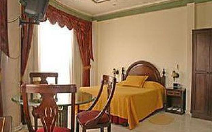 Hotel Metropolis Plaza Cali