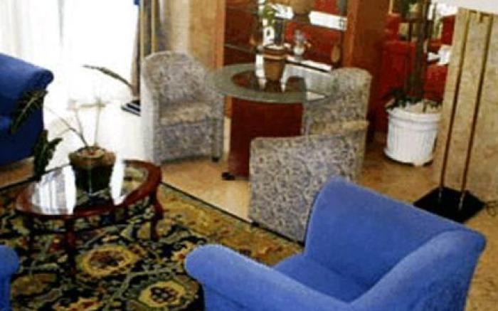 Caravelle Palace Hotel