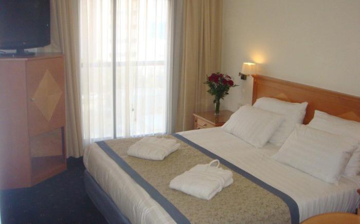 Armon Hayarkon Hotel