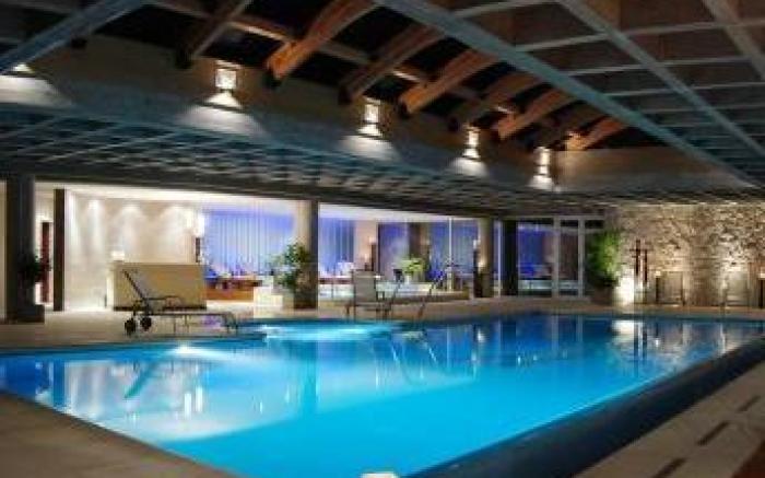 Cacique Inacayal Lake Hotel & Spa