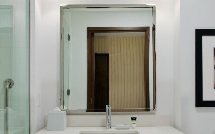 Four Points by Sheraton Surrey