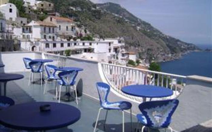 Hotel Holiday